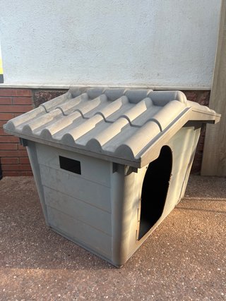 Caseta Perro Grande Plástico Gris