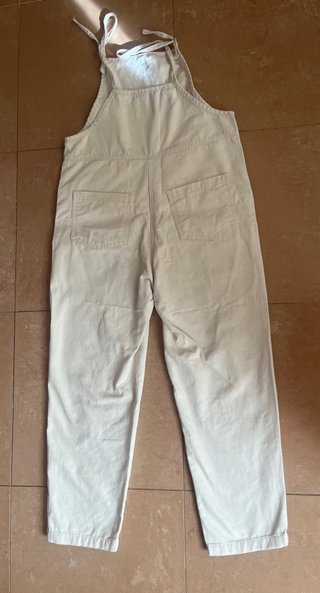Mono vaquero Bershka beige T. XS