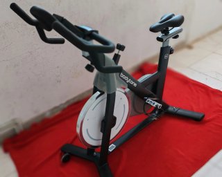 Bicicleta Spinning Bodytone DS16