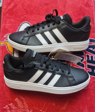 Zapatillas adidas  talla 44