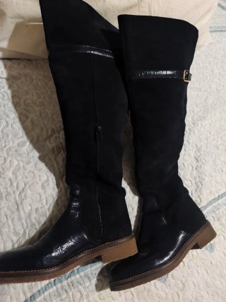 Botas altas de ante y piel