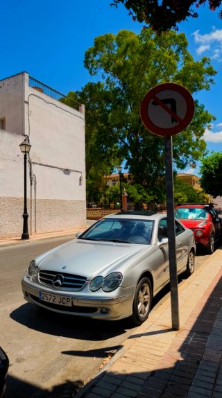 Mercedes-Benz  CLK 2004