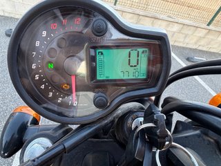 Hyosung GV 125 S Naranja 7700km