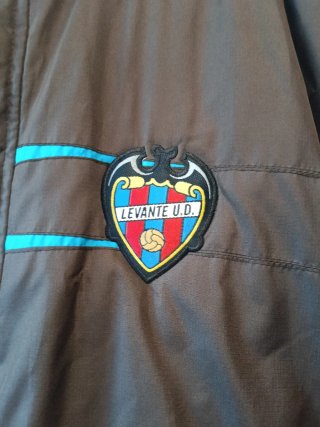 Abrigo Luanvi Levante UD 2000s