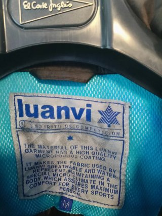 Abrigo Luanvi Levante UD 2000s