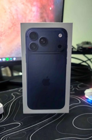 iPhone Azul Oscuro