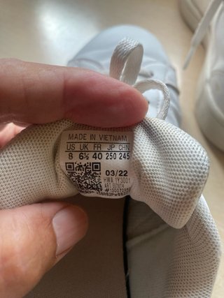 Zapatillas Adidas Blancas y plata