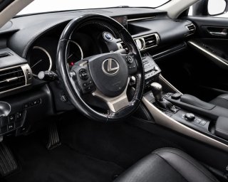 Lexus IS 2013