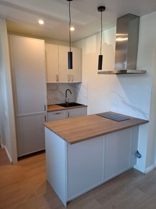 Instalación rápida de cocinas (IKEA, Leroy, etc.)⁠
