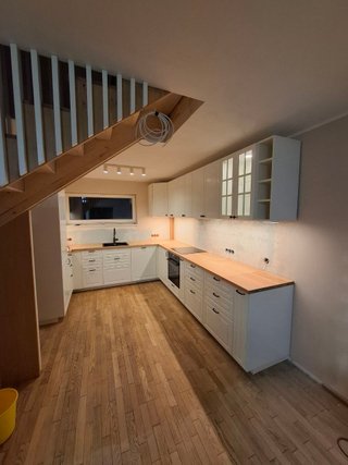 Instalación rápida de cocinas (IKEA, Leroy, etc.)⁠