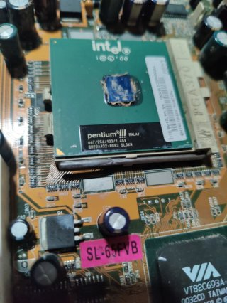 Placa Base Socket 370 + Pentium 3 667MHz