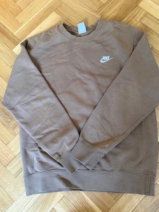 Sudadera Nike sin capucha marrón