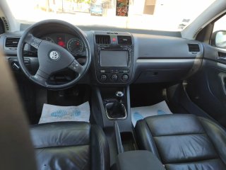 Volkswagen Golf 2004