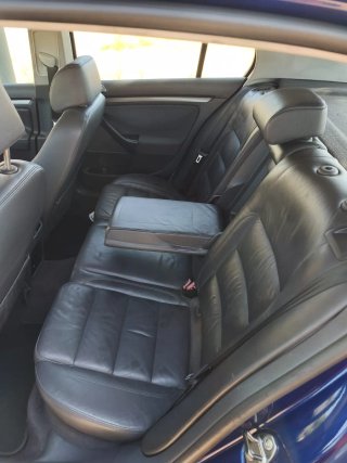 Volkswagen Golf 2004