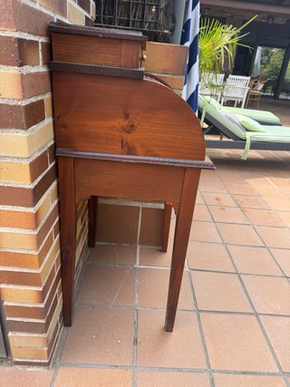Boureau, escritorio de madera marron
