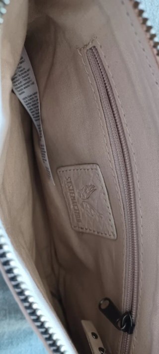 Bolso System Action beige sin estrenar