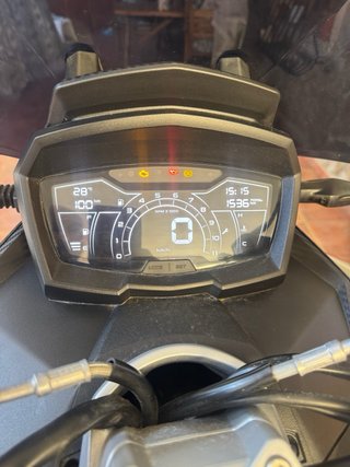 Aprilia SR GT 200 Maxi Scooter