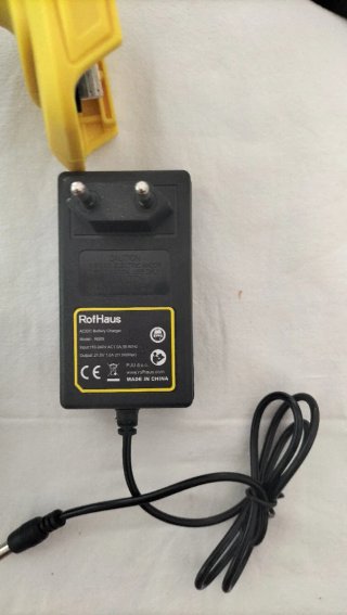 Mini Motosierra RofHaus Batería 21V