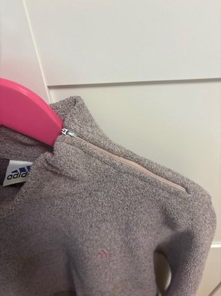 Jersey Adidas gris y rosa