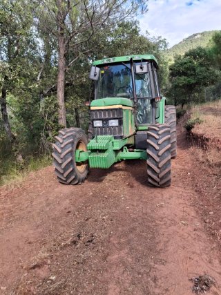 Tractor John Deere
