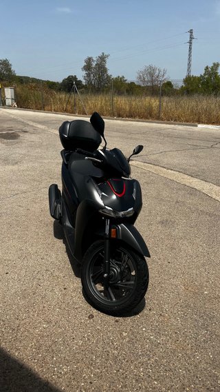 Honda SH 125 Sport 2026 Negra - 1.000 Km