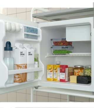 Nevera TILLREDA Ikea compacta