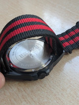 Reloj Deportivo Racer Negro y Rojo