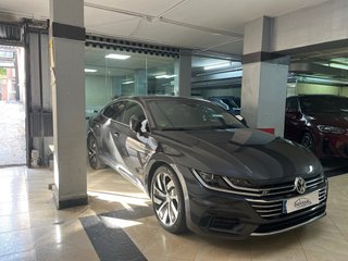 Volkswagen Arteon 2.0 TDI R LINE DSG