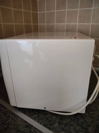 Microondas Bluesky Grill 20L Blanco.