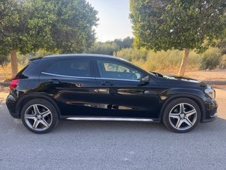 MERCEDES GLA 220D AMG 4MATIC