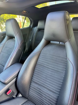 MERCEDES GLA 220D AMG 4MATIC