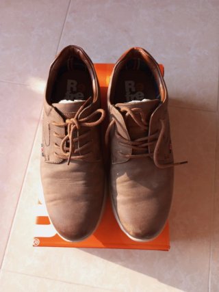 Zapatos casuales marrones