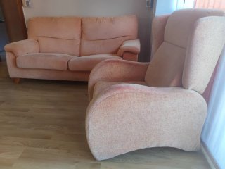 Sofá  3 plazas y 1 sillón