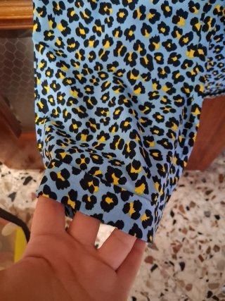 Pantaloni donna fantasia leopardata