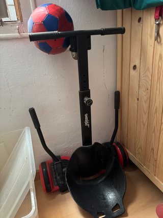 Hoverboard con asiento y ruedas