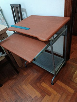 Mesa ordenador escritorio