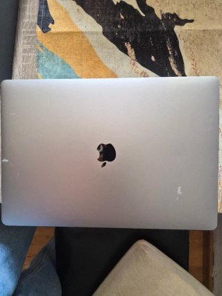 MacBook Pro 15" i7 2017 500GB Plata
