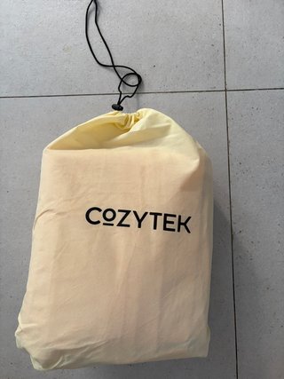 colchón hinchable doble de la marca CozyTek