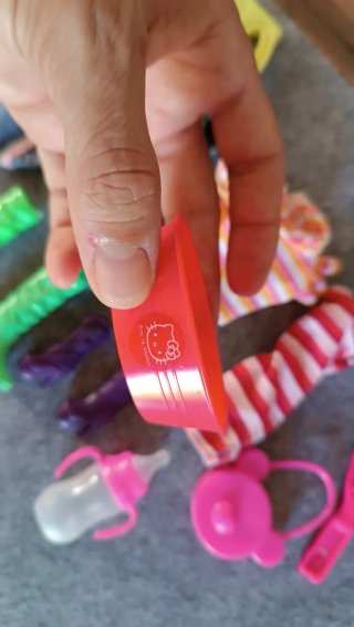 Set accessori Barbie: bici, vestiti, biberon