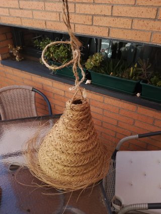 Lampara de yute/ratán artesanal