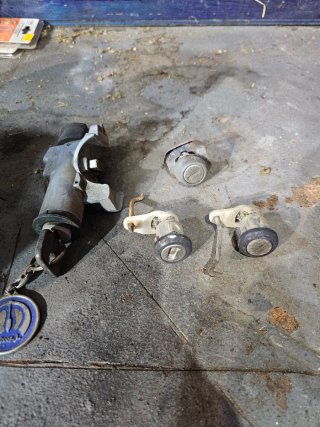 Cerraduras y bombines Corsa TR