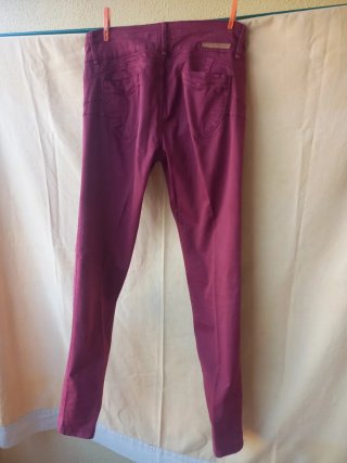 Pantalón vaquero rojo burdeos mujer Talla L