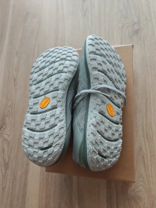 Merrell Trail Glove 8 Oolong Talla 45 Nuevas