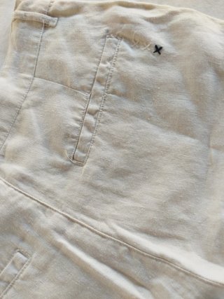 Bermuda de lino beige