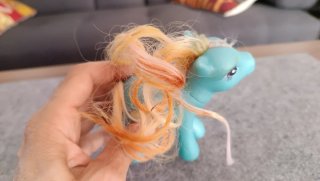 My Little Pony azzurro con pulcino