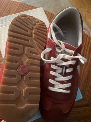 Zapatillas El Ganso Beige y Rojo