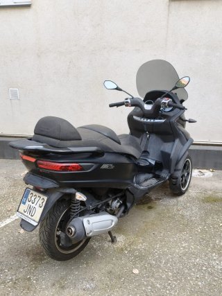 Piaggio MP3 300 LT SPORT Negra