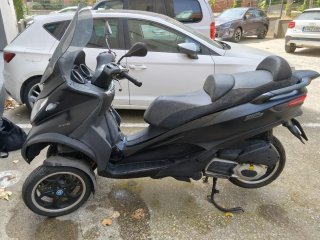 Piaggio MP3 300 LT SPORT Negra