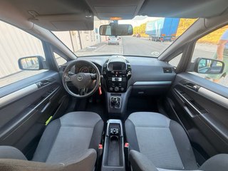 Opel Zafira 2012