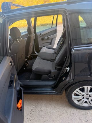 Opel Zafira 2012